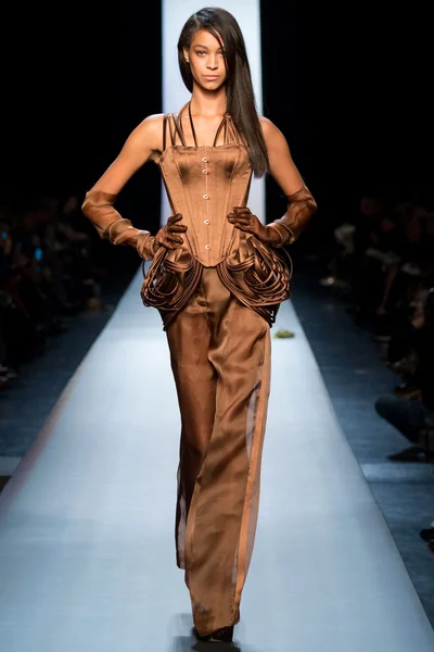 Look 56
